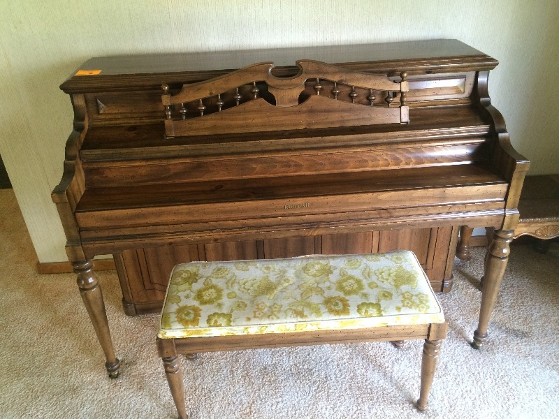 Kimball Piano & Bench - may need some tuning.  still appears in nice shape   View all pictures for more visual details   BRING YOUR OWN HELP TO REMOVE