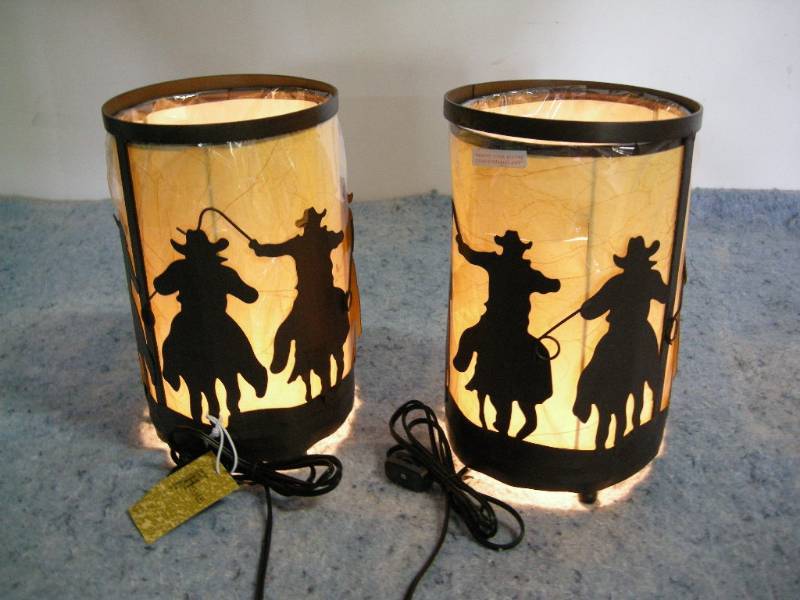 lot 16 image: Pair Cowboy Lamps
