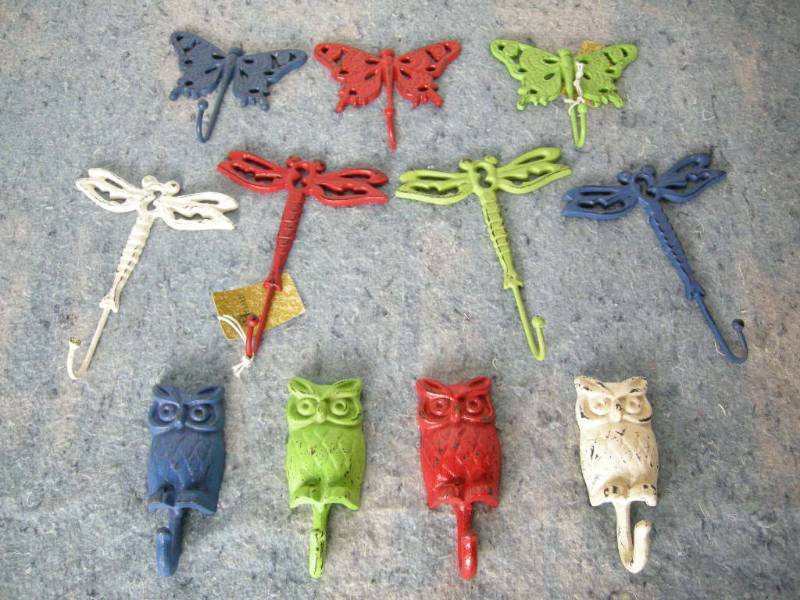 lot 25 image: Cast Owl, Dragonfly, Butterfly hooks
