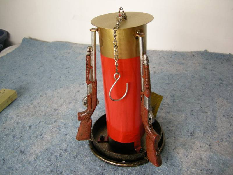 lot 28 image: Metal Shotgun Shell Bird Feeder