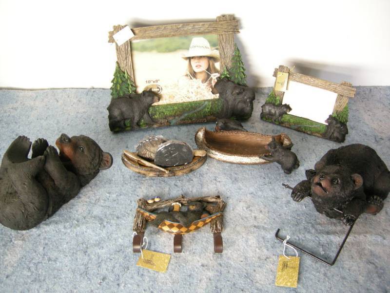 lot 52 image: Black Bear Cabin Dcor