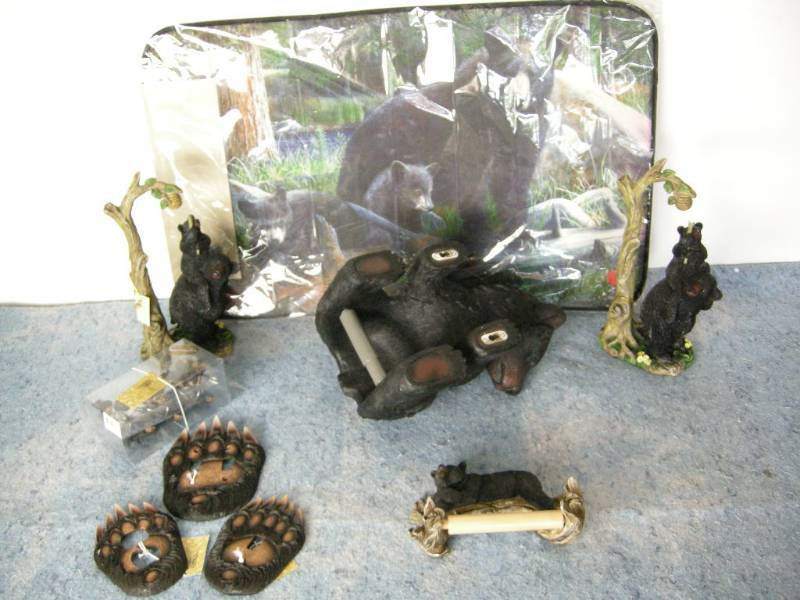 lot 53 image: Black Bear Dcor