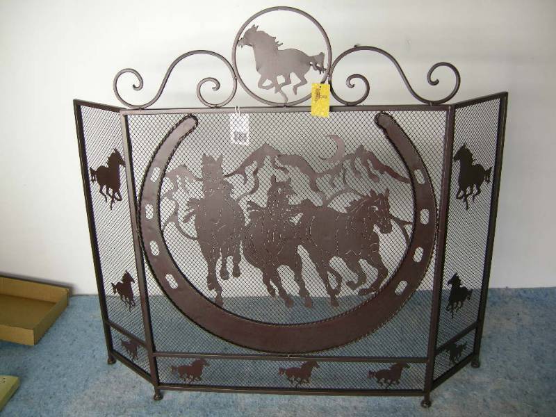 lot 93 image: Metal Horse Fireplace Screen