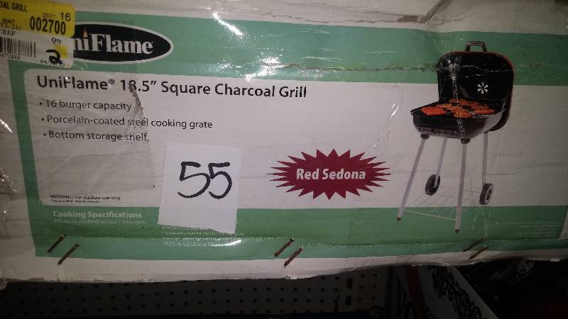 lot 55 image: 18.5 inch Charcoal Grill