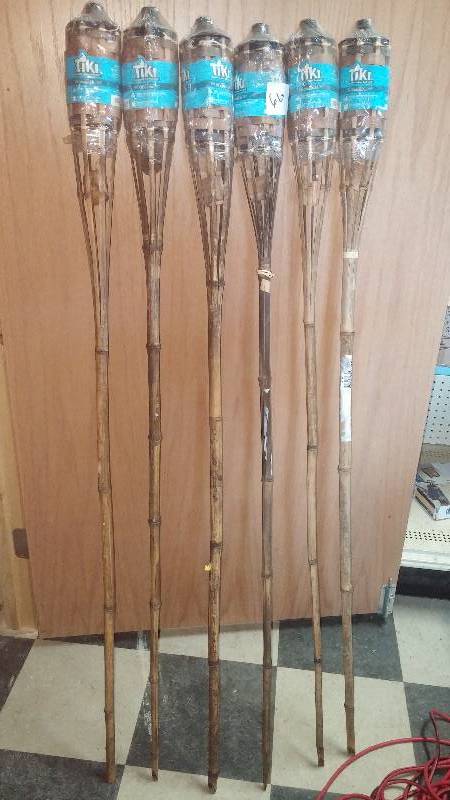 lot 66 image: 6 Tiki Torches
