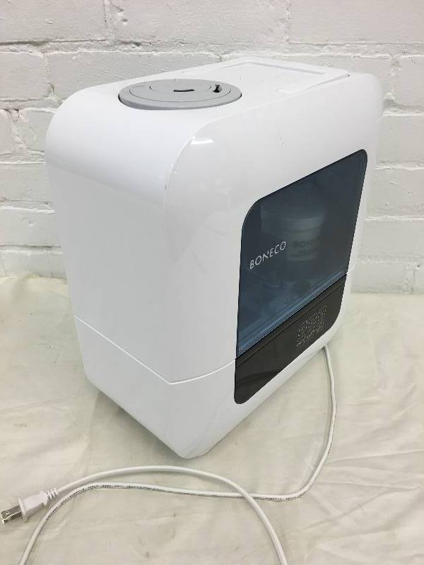 lot 6 image: BONECOAIR-O-SWISS U700 Ultrasonic Humidifier retail $117