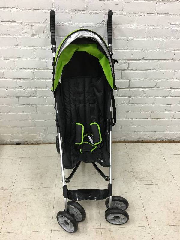 lot 36 image: summer 3d lite stroller