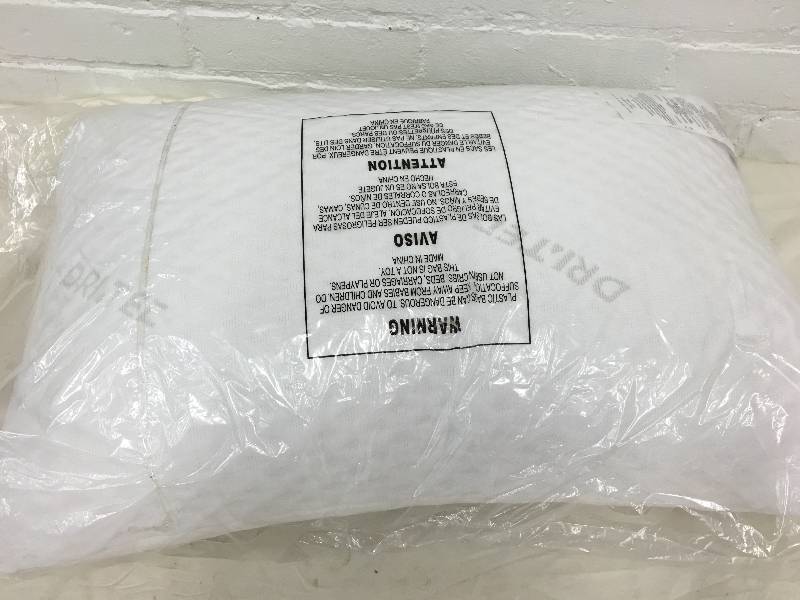lot 73 image: dri tec pillow retail $79