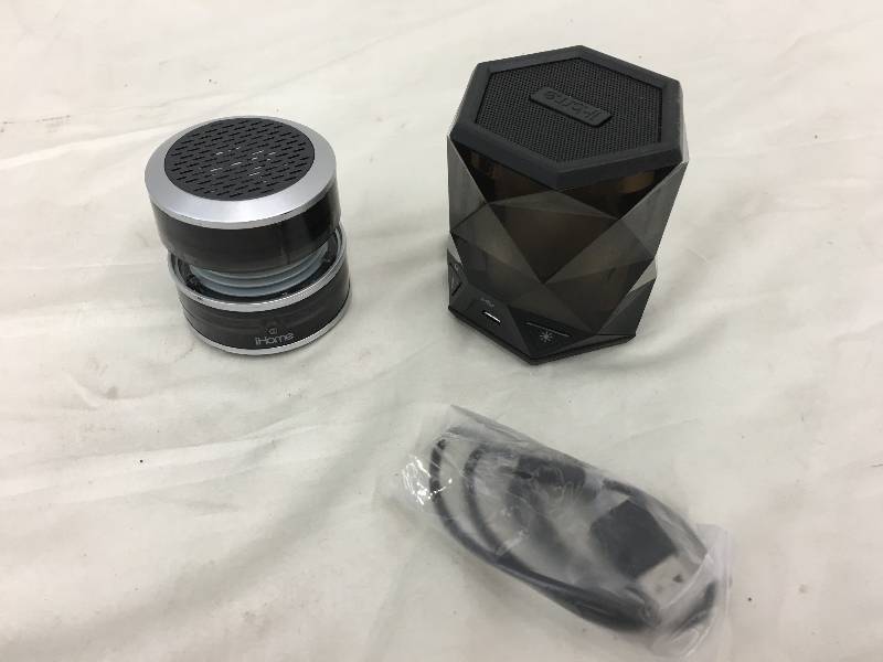 lot 80 image: two ihome bluetooth speakers