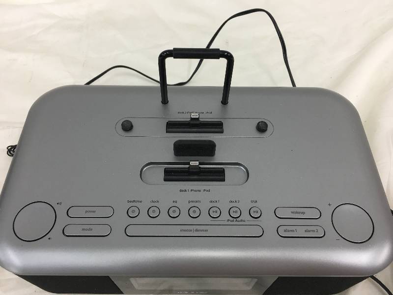 lot 82 image: iHome Lightning Dock Triple Charging FM Clock Radio with USB ChargePlay iPhone 55S 66Plus iPad Air iPad Mini  retail $149