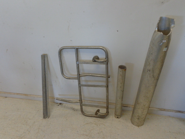 lot 31 image: Aluminum Angle & Pipe, & Stainless Steel Shelf