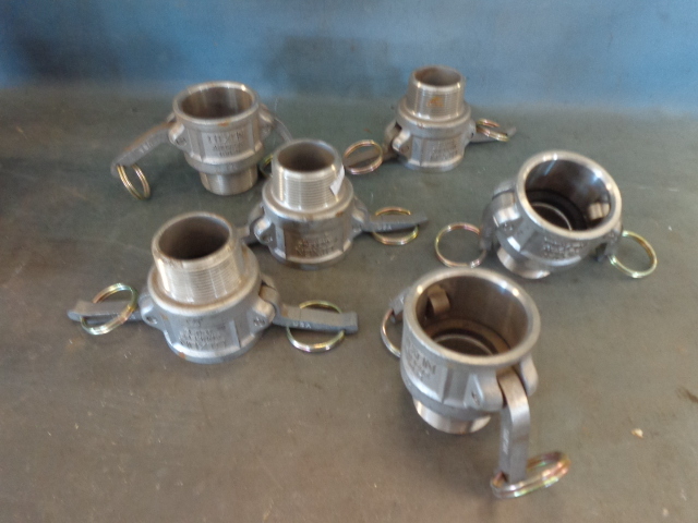 lot 64 image: Stainless Steel Hose Couplers