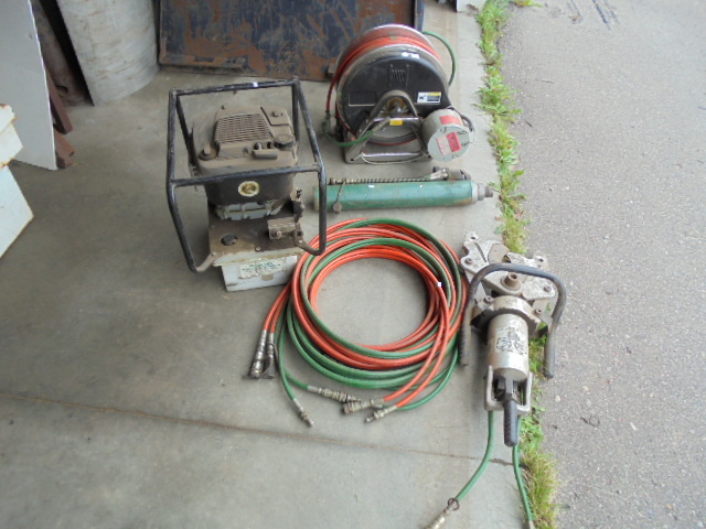 lot 13 image: Rescue Tools JAWS OF LIFE & Attachments
