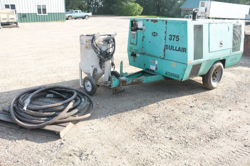 Sullair air compressor and sandblasting equipment