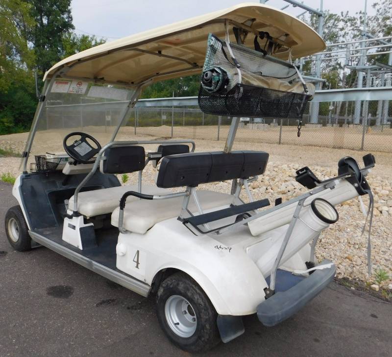 2010 Yamaha Limo Gas Golf Cart