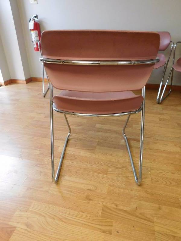 Lot of 6 Chairs