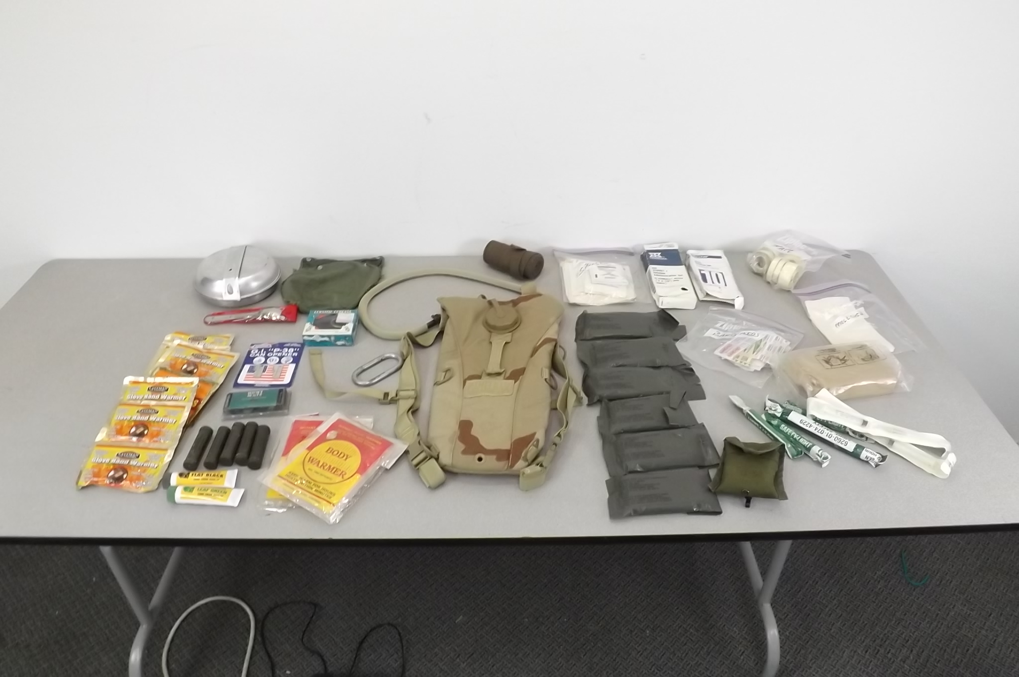 lot 20 image: Large Lot of Survival Medical etc. Equipment