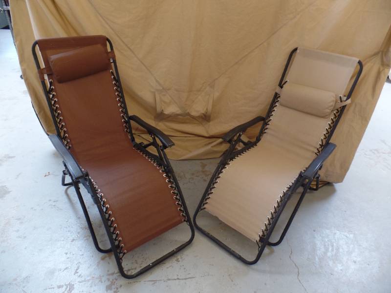 Outdoor Lounge Chairs