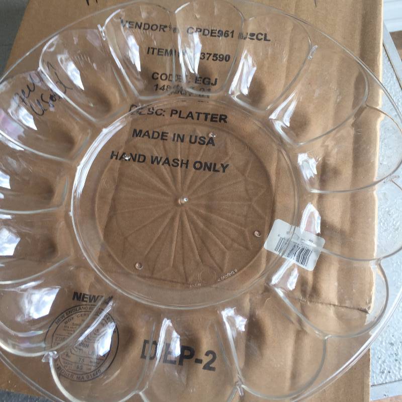 PLASTIC SERVING PLATTER NEW