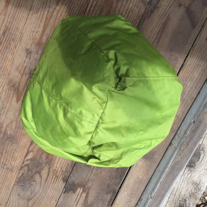 BEAN BAG CHAIR AND PILLOW