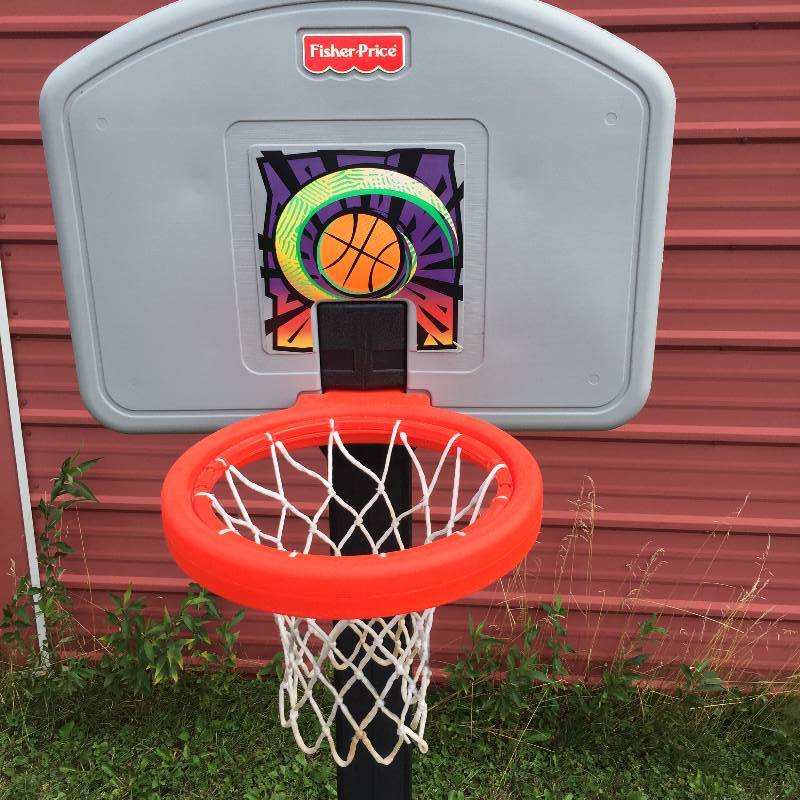 KIDS BASKETBALL HOOP