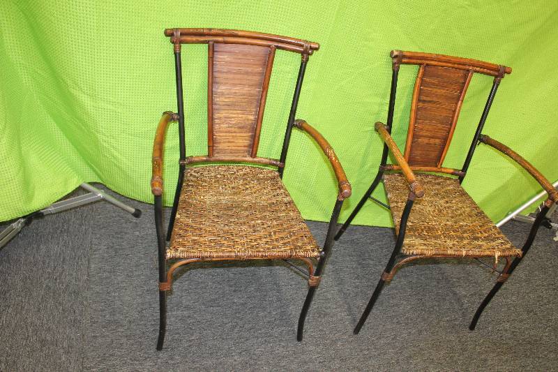 lot 18 image: Lot of (2) Vintage 19401950s Rush Seated Chairs w Bamboo