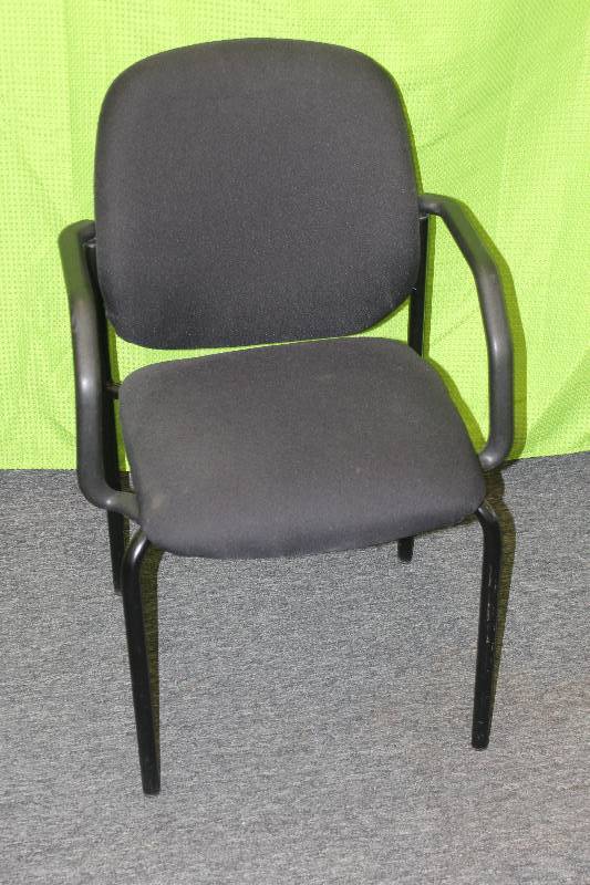 lot 28 image: Lobby Chair