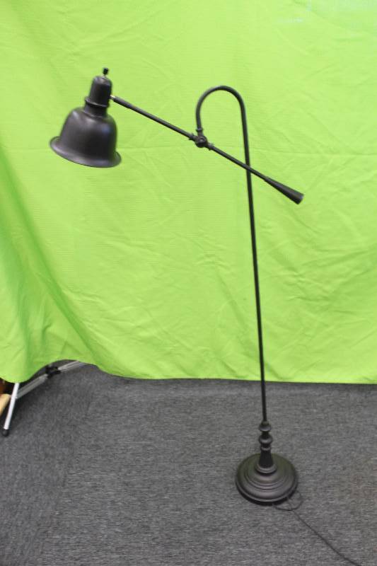 lot 6 image: Adjustable Brass Floor Lamp