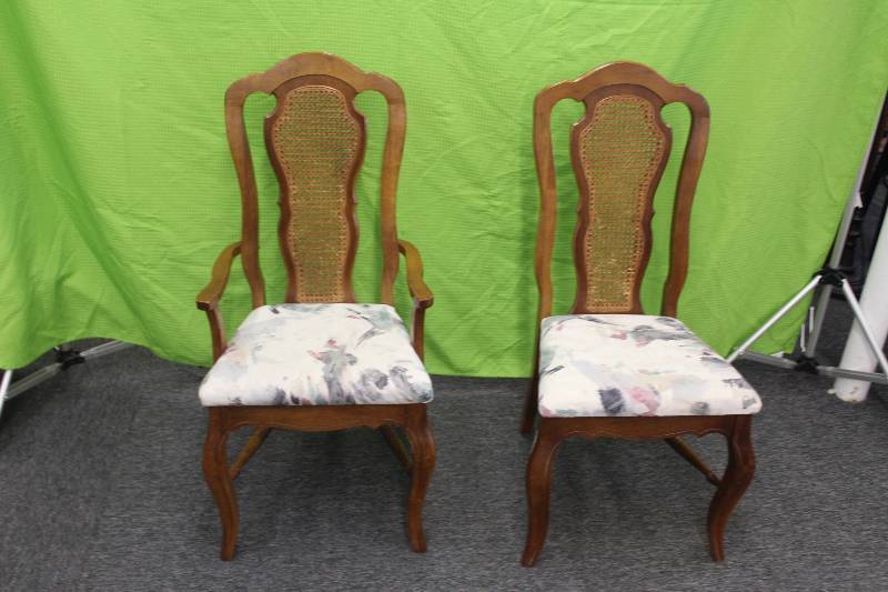 lot 34 image: Lot of (2) High Back Dining Chairs