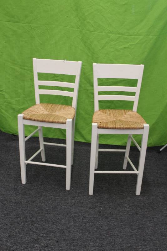 lot 38 image: Lot of (2) White Bar Chairs w Wicker Seat