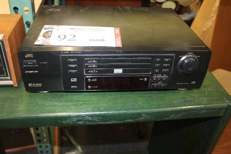 lot 92 image: JVC 3-DVD Play & Exchange DVD Player
