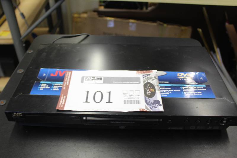 lot 101 image: JVC XV-N40 DVDSuper VCDVCDCD Progressive Scan Player