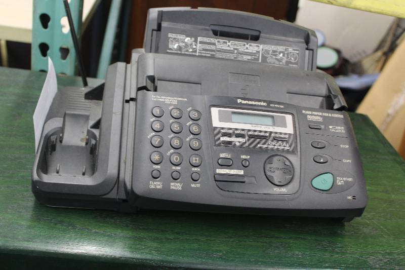 lot 131 image: Panasonic 900MHz Cordless Plain Paper Fax & Copier Phone w Caller ID