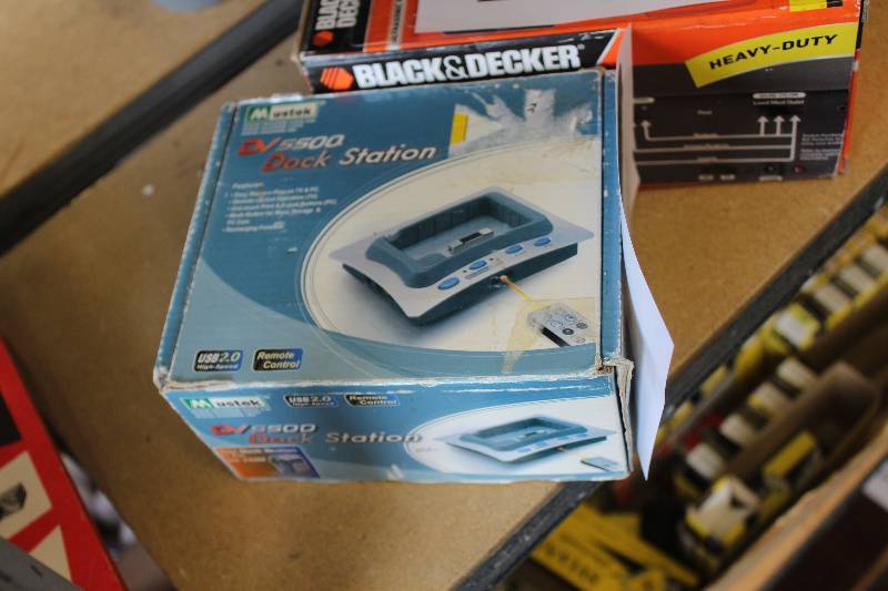 lot 178 image: Mustek V550Q Dock Station