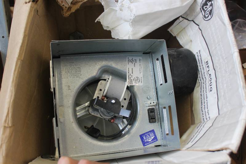 lot 169 image: GE Electric Fan
