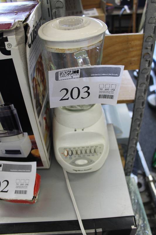 lot 203 image: Hamilton Beach Blender