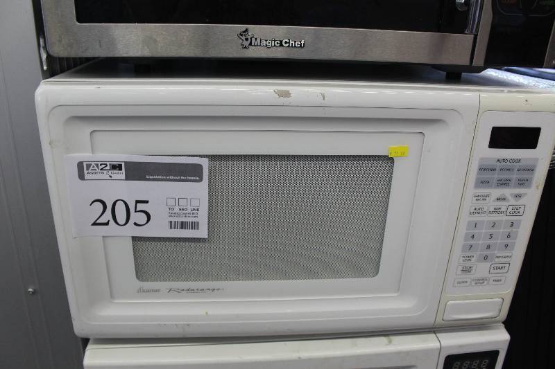 lot 205 image: Amana Radarange Microwave Oven