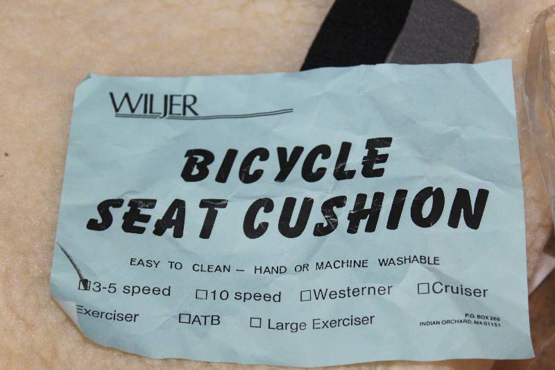 lot 294 image: Wiljer 3-5 Speed Bicycle Seat Cushion