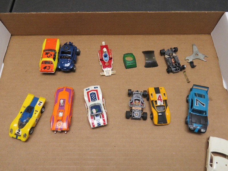 lot 26 image: Vintage Slot Cars