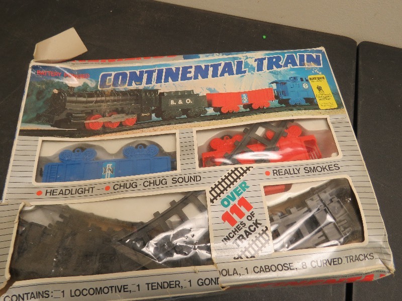 lot 65 image: Vintage Games