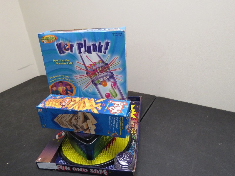 lot 66 image: Game lot