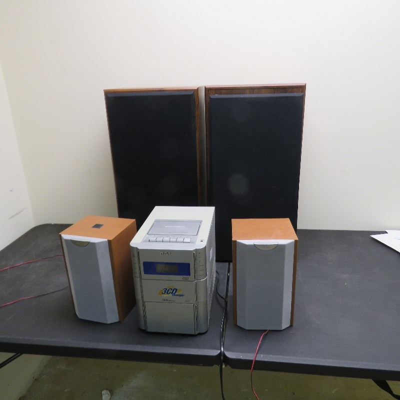 lot 126 image: Stereo and Speakers