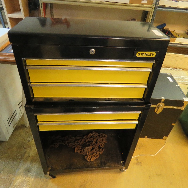 lot 143 image: Stanley Tool Box