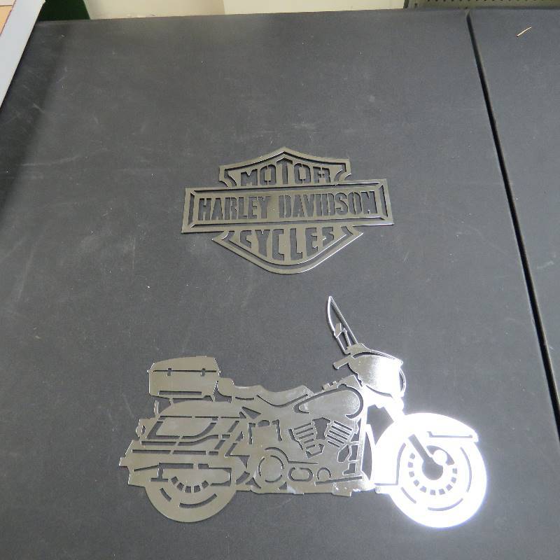 lot 181 image: Harley Davidson dcor