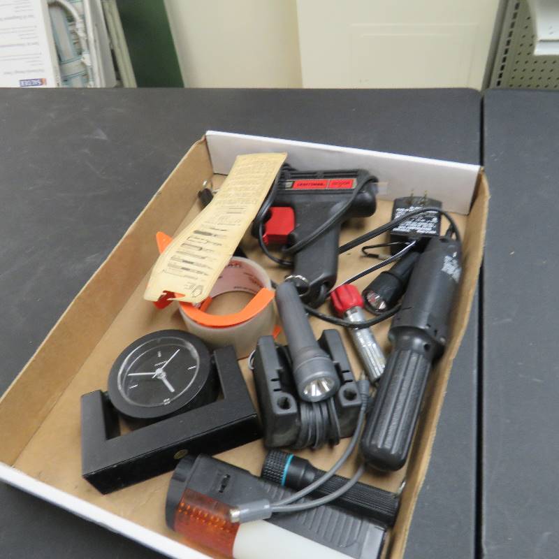lot 200 image: Garage lot