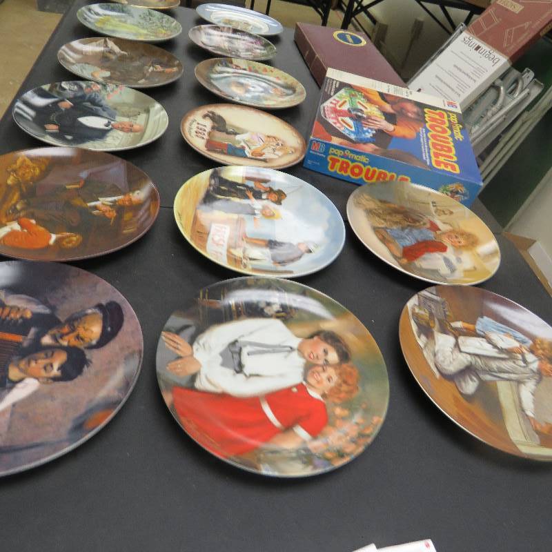 lot 250 image: Collector plates