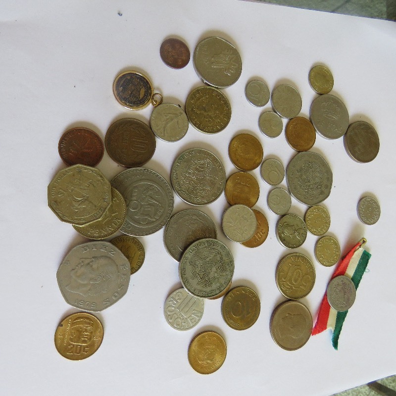 lot 269 image: Foreign Coins