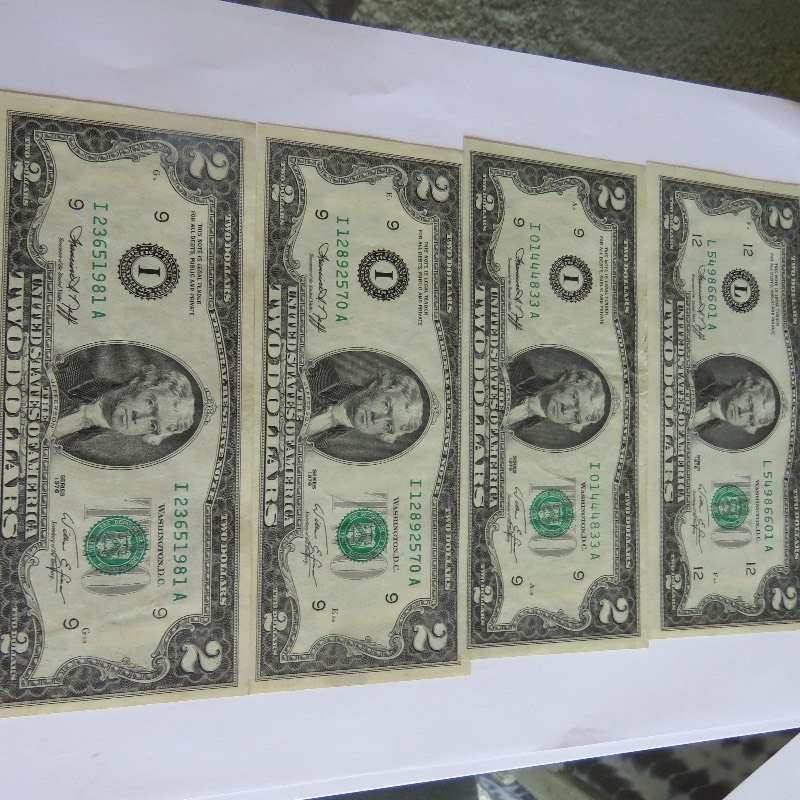 lot 278 image: $2.00 Bills