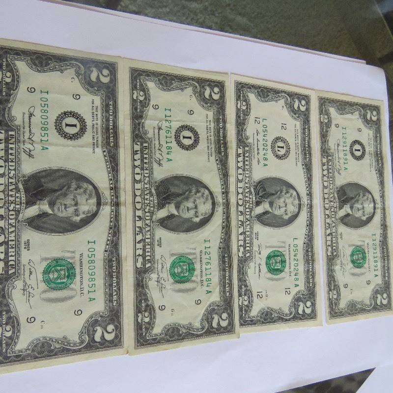lot 279 image: $2.00 Bills
