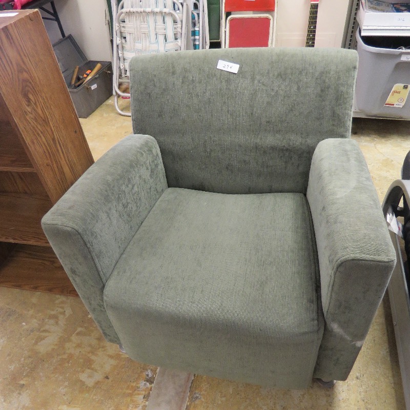 lot 294 image: Retro Green Chair